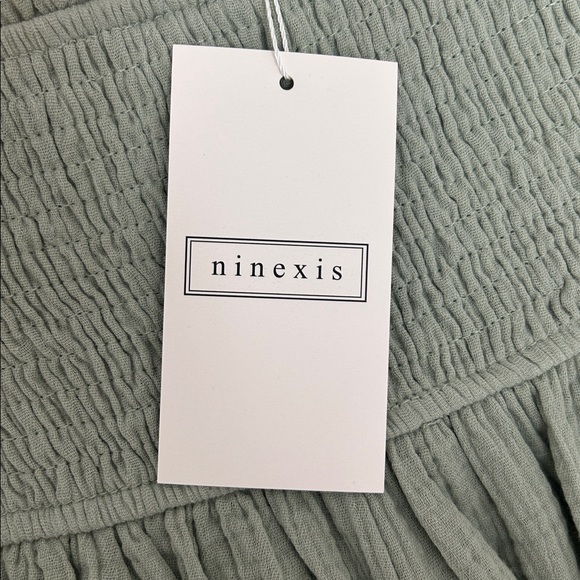 Women's Green High-Waisted Shorts - Picture 2 of 2